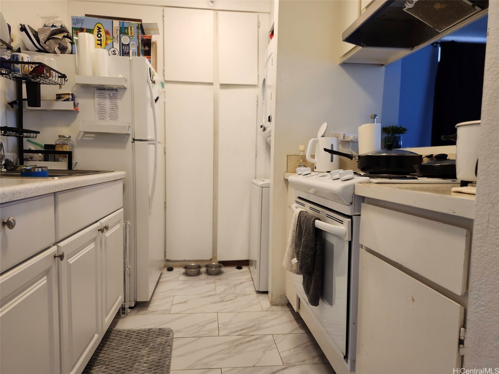 2100 Date Street 703