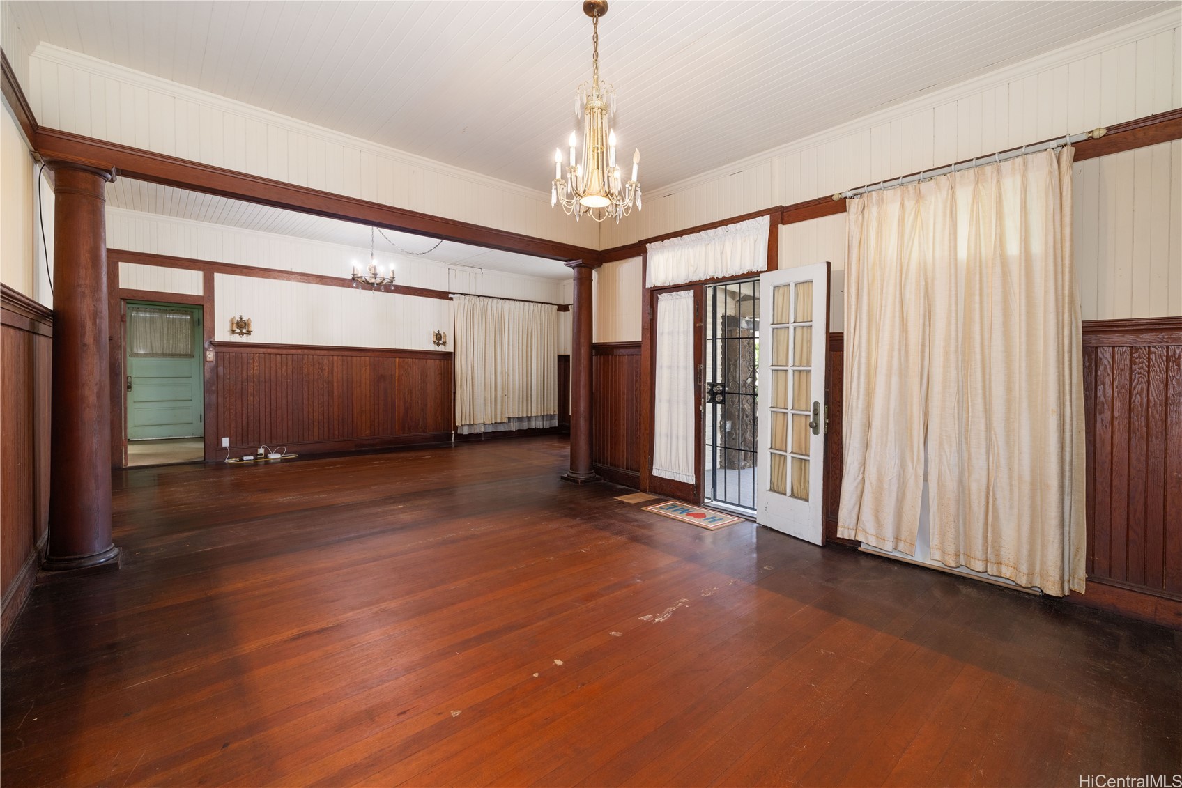 1645 Nuuanu Avenue
