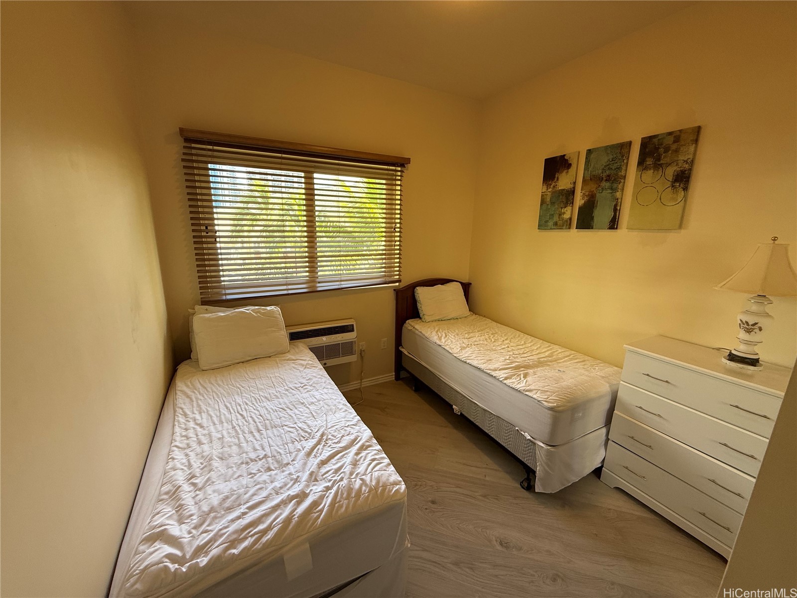 1810 Kaioo Drive B513