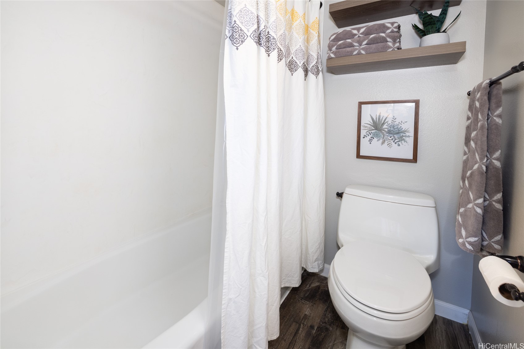 1432 Keeaumoku Street 303