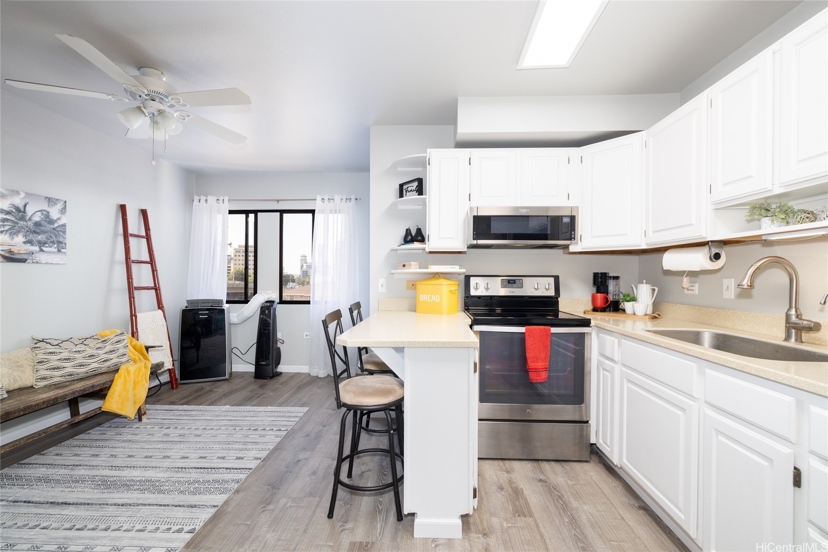 1432 Keeaumoku Street 303