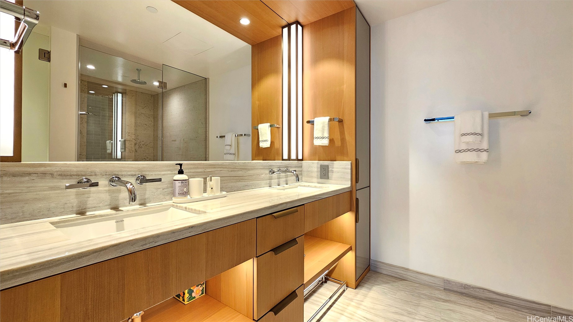 1100 Ala Moana Boulevard 3601