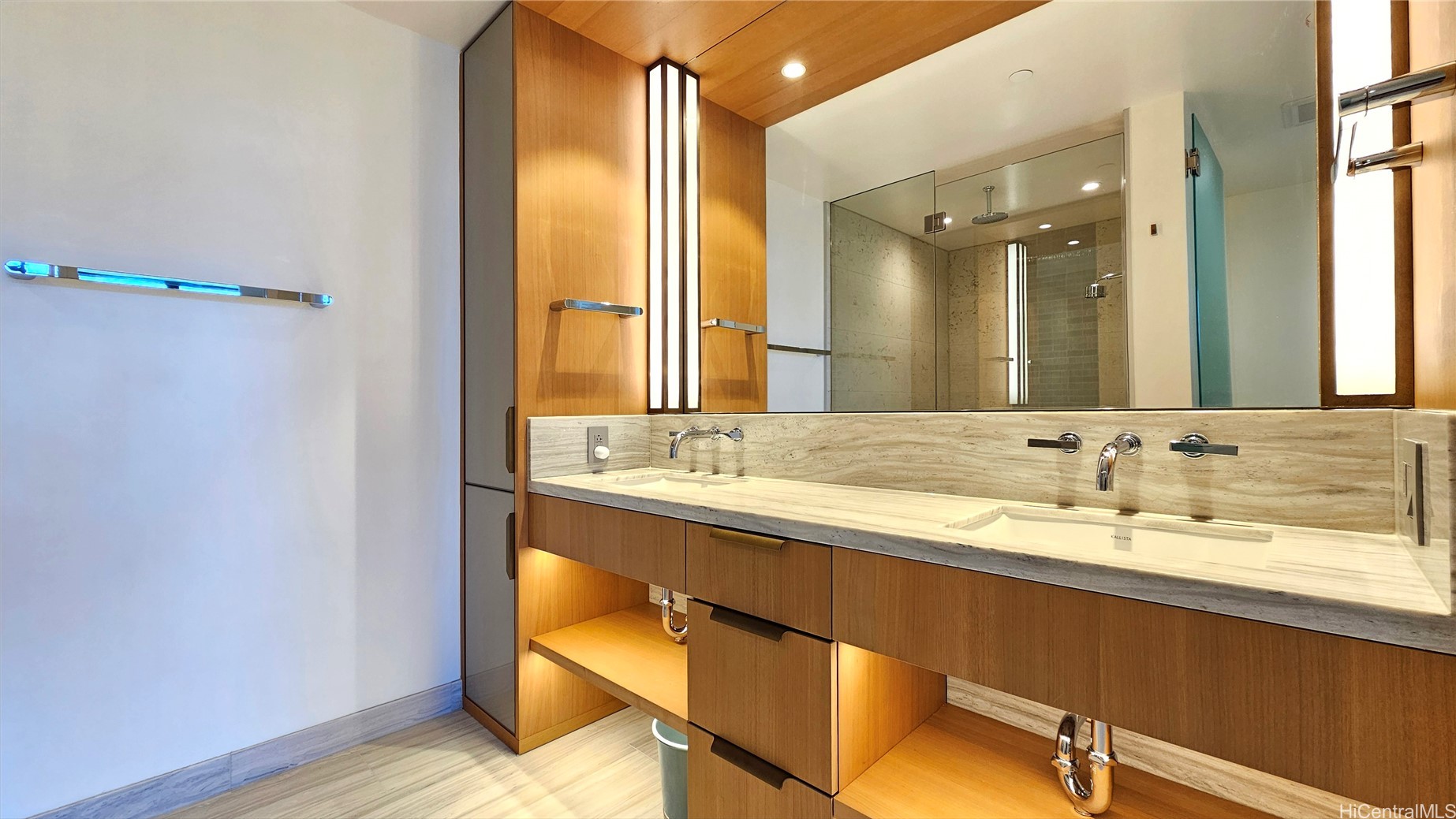 1100 Ala Moana Boulevard 1209