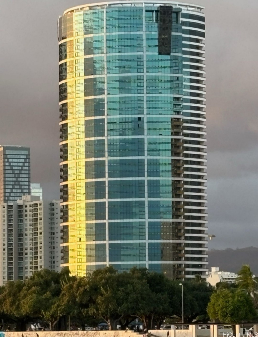 1330 Ala Moana Boulevard 1405