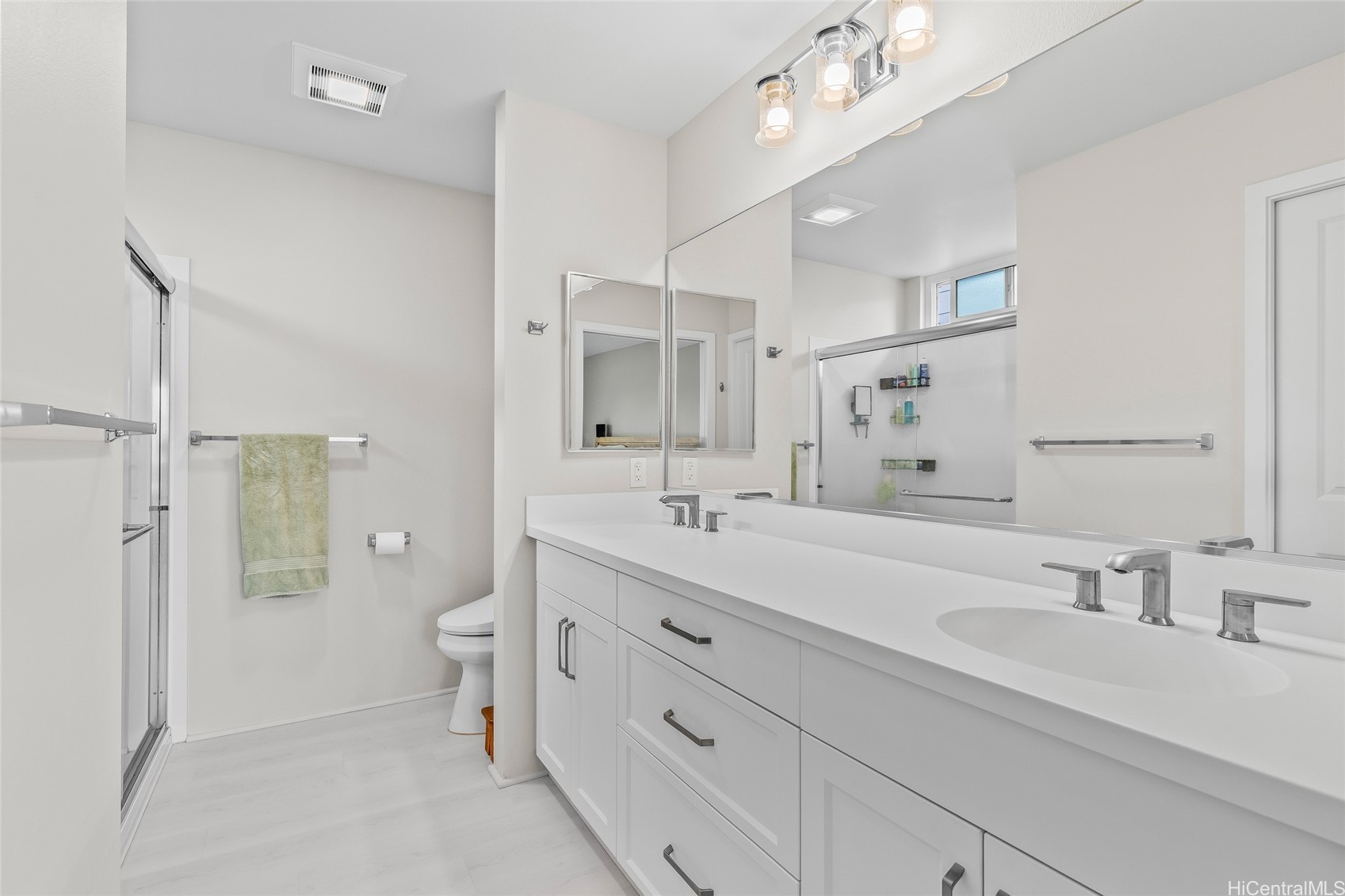 91-1101 Franklin D Roosevelt Avenue 102