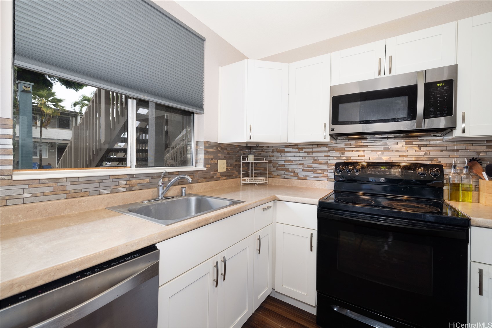 95-636 Hanile Street G104