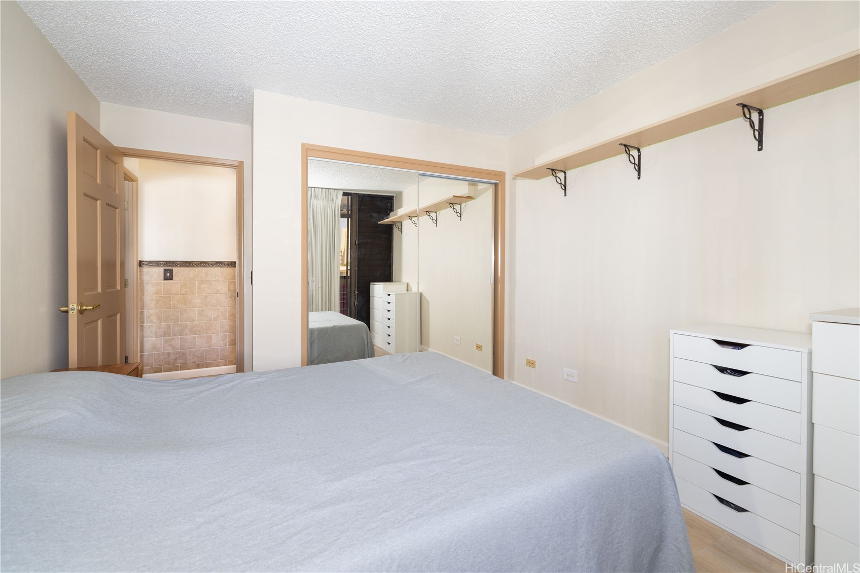 2752 Kaaha Street 309