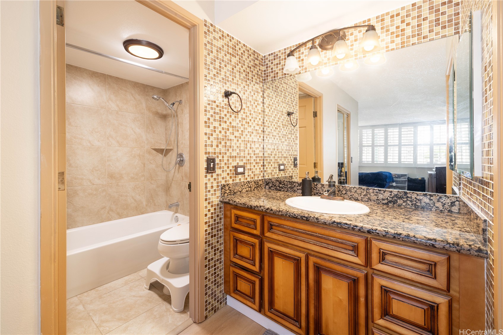 2752 Kaaha Street 309