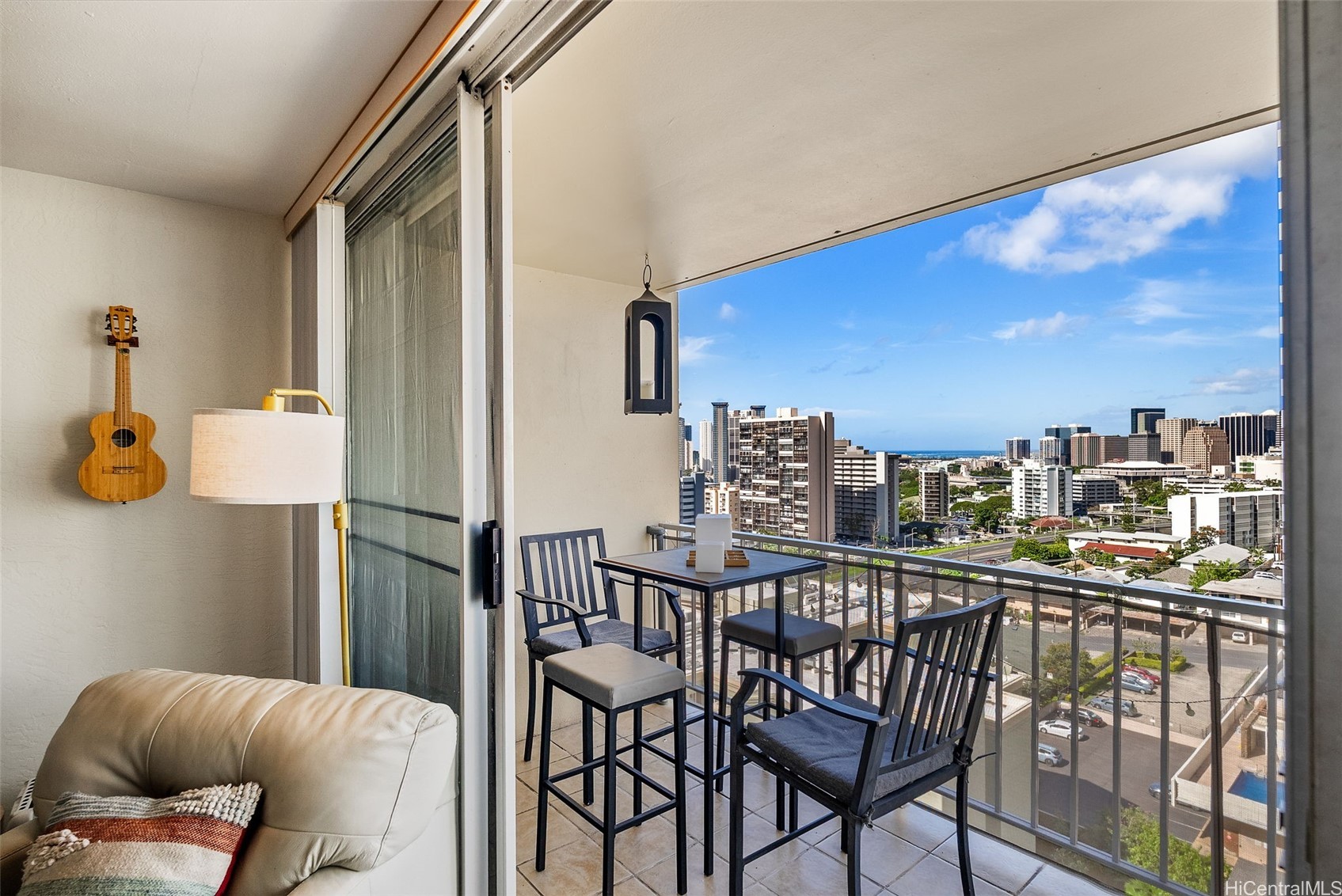 1420 Victoria Street 1504