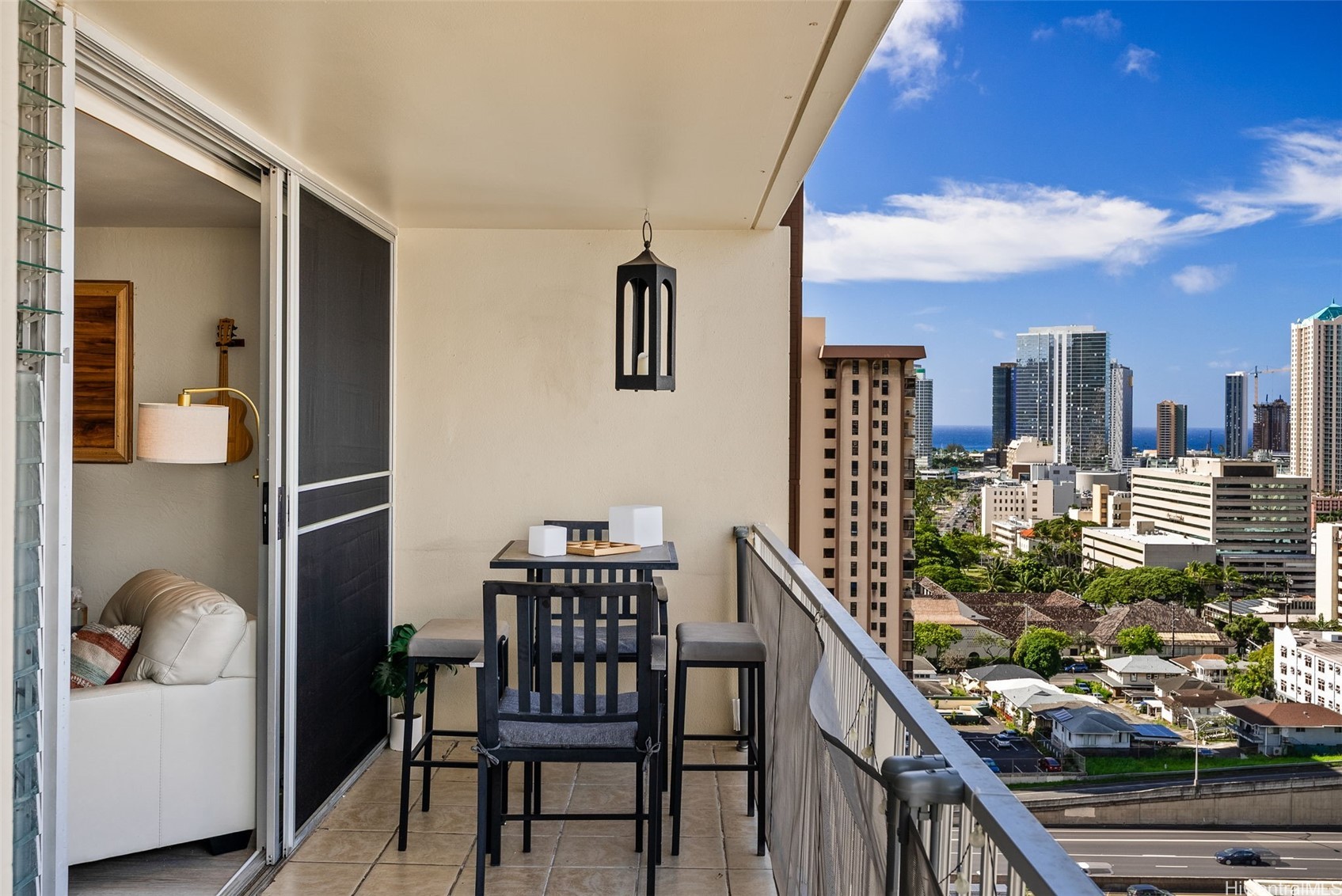 1420 Victoria Street 1504