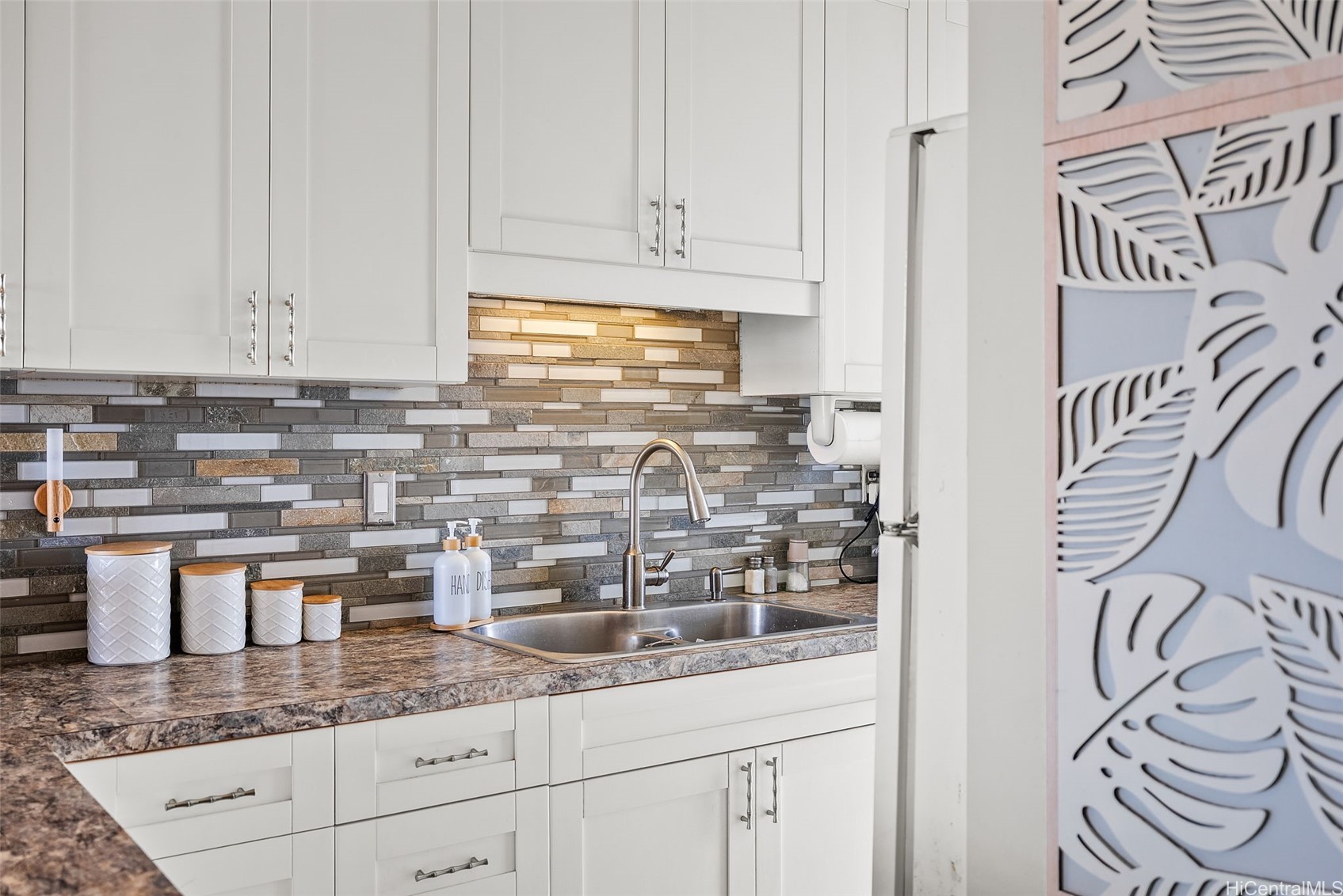 1420 Victoria Street 1504