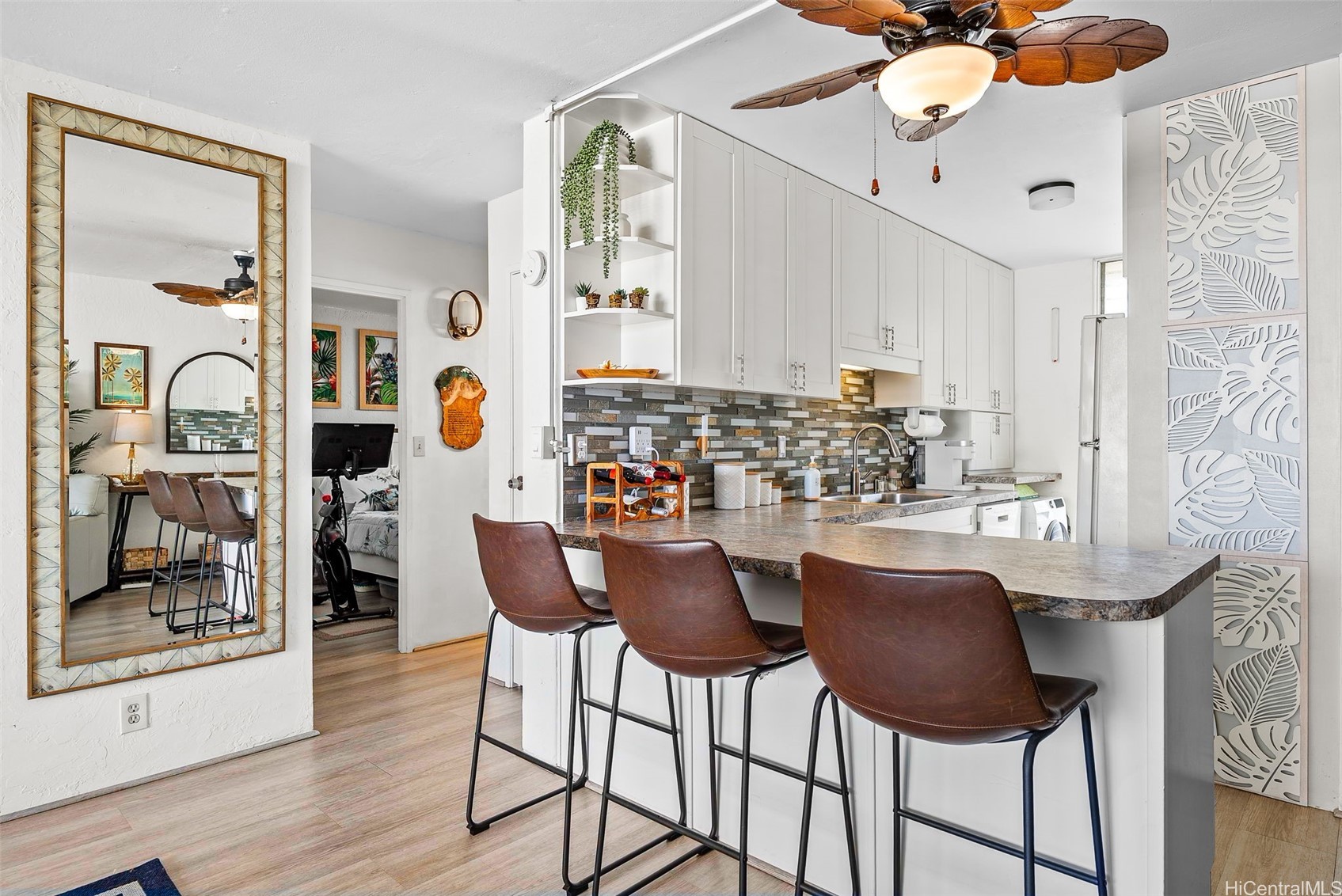 1420 Victoria Street 1504