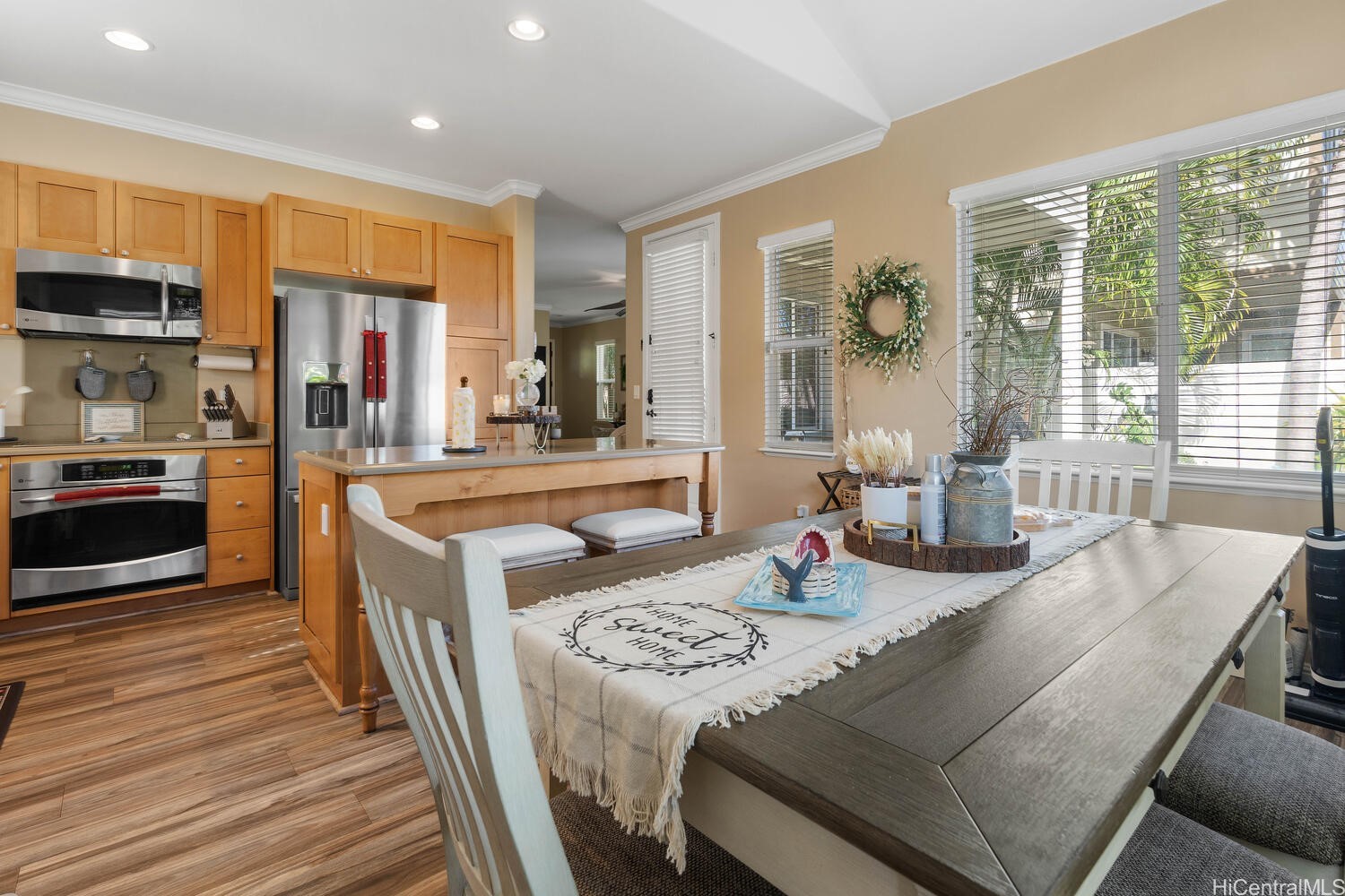 91-1179 Waipuhia Street