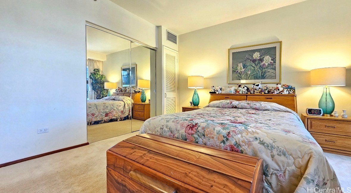 1080 S Beretania Street 502