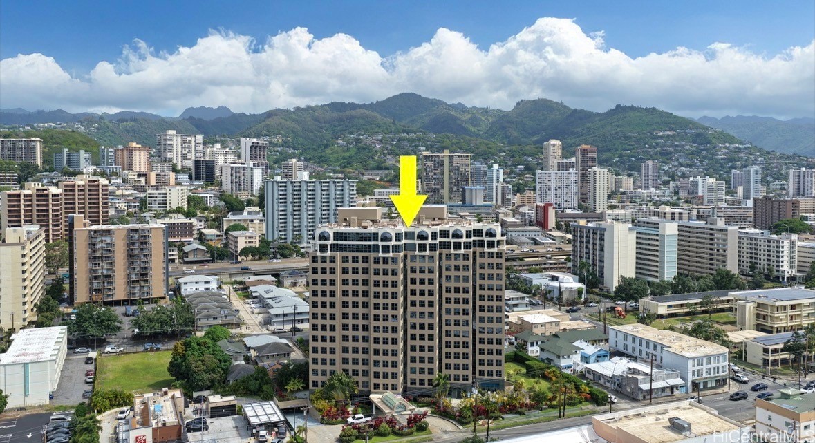 1080 S Beretania Street 502