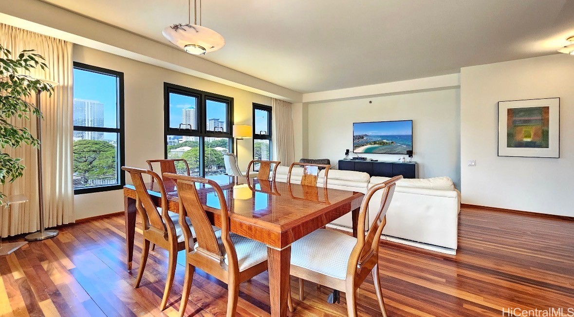 1080 S Beretania Street 502