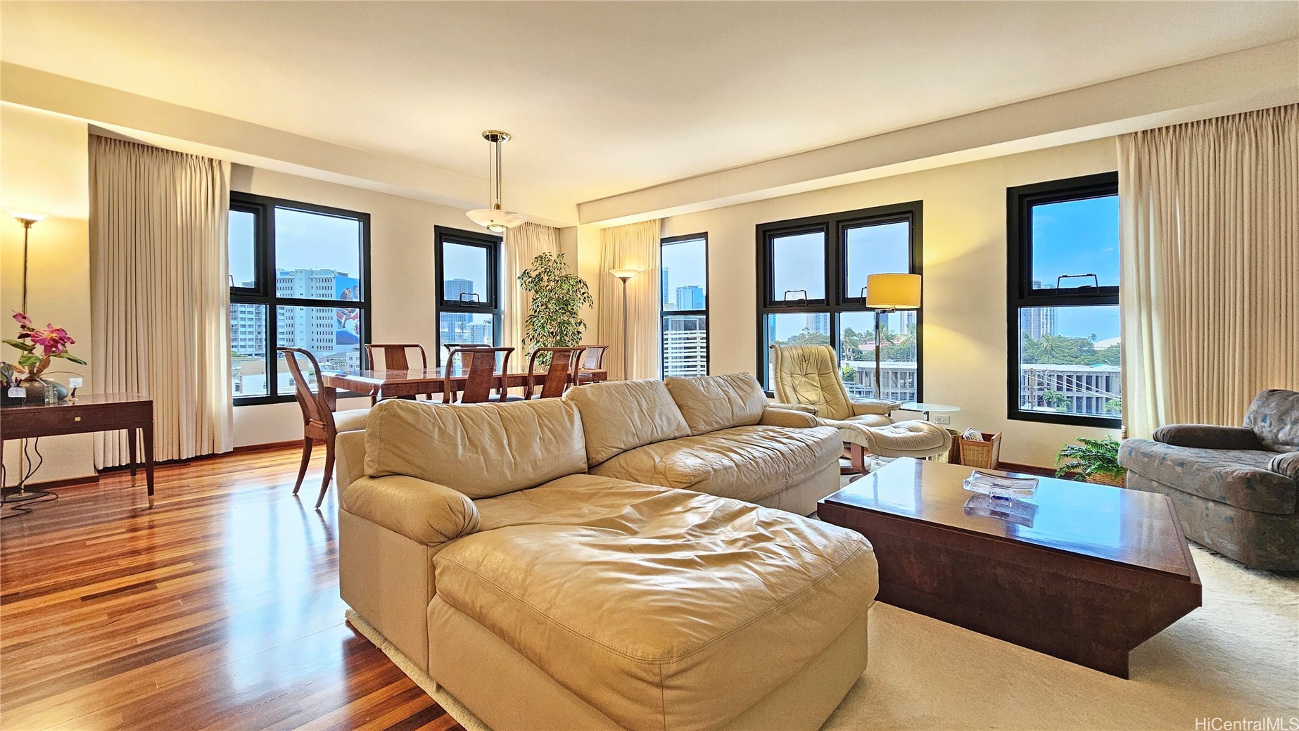 1080 S Beretania Street 502