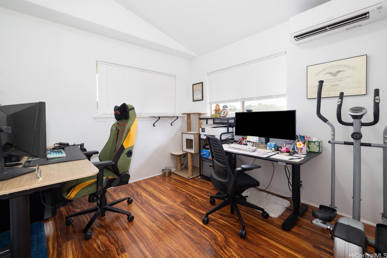 94-689 Lumiaina Street