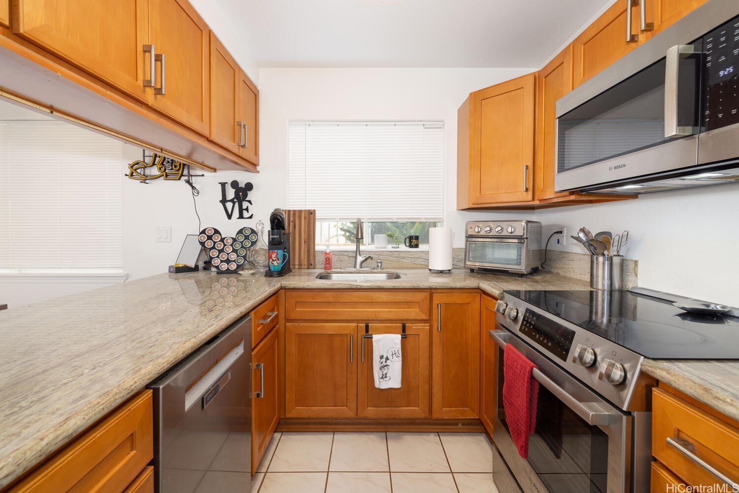94-689 Lumiaina Street