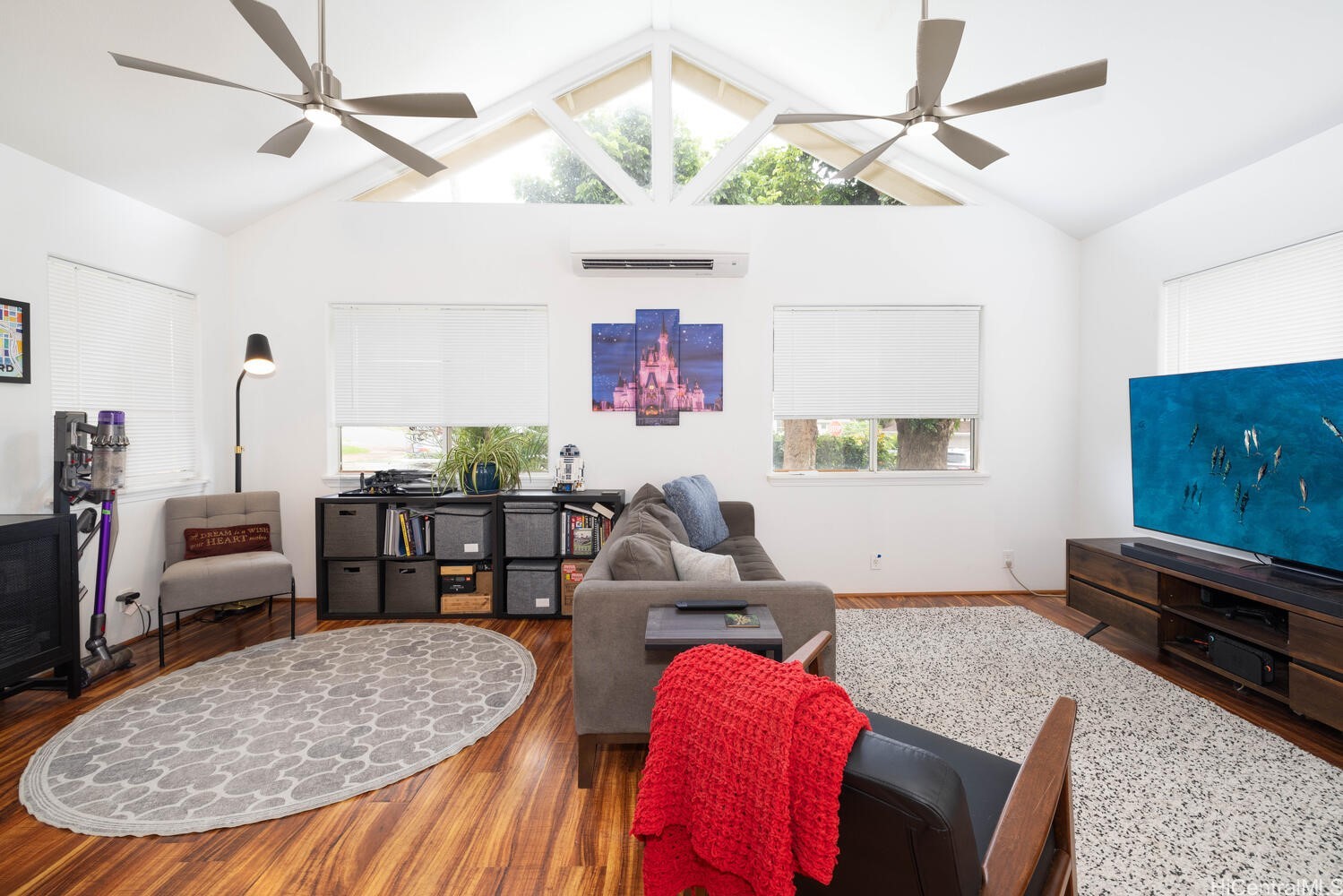 94-689 Lumiaina Street