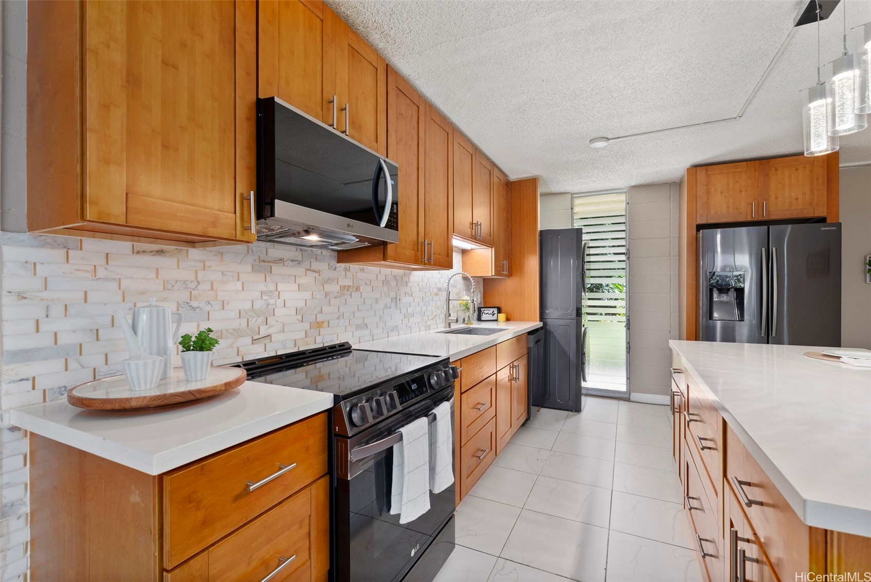 95-227 Waikalani Drive A105