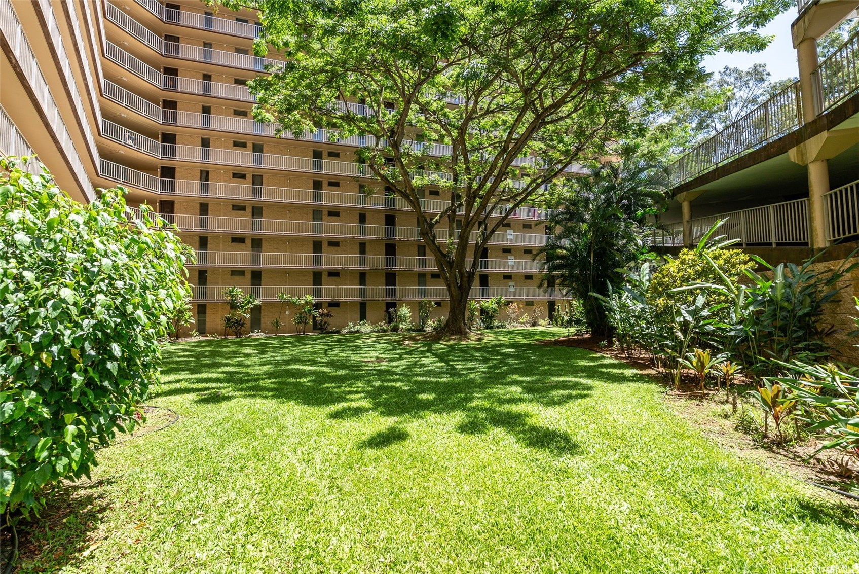 95-227 Waikalani Drive A105