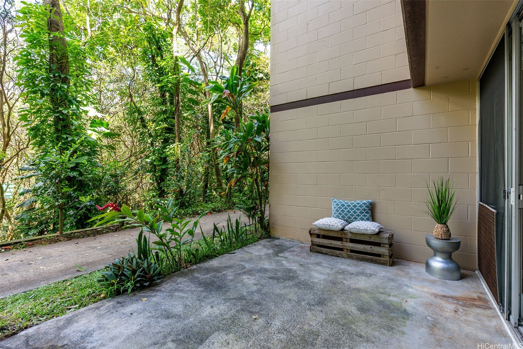 95-227 Waikalani Drive A105