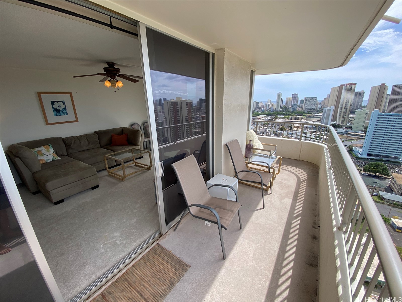 2825 S King Street 2502