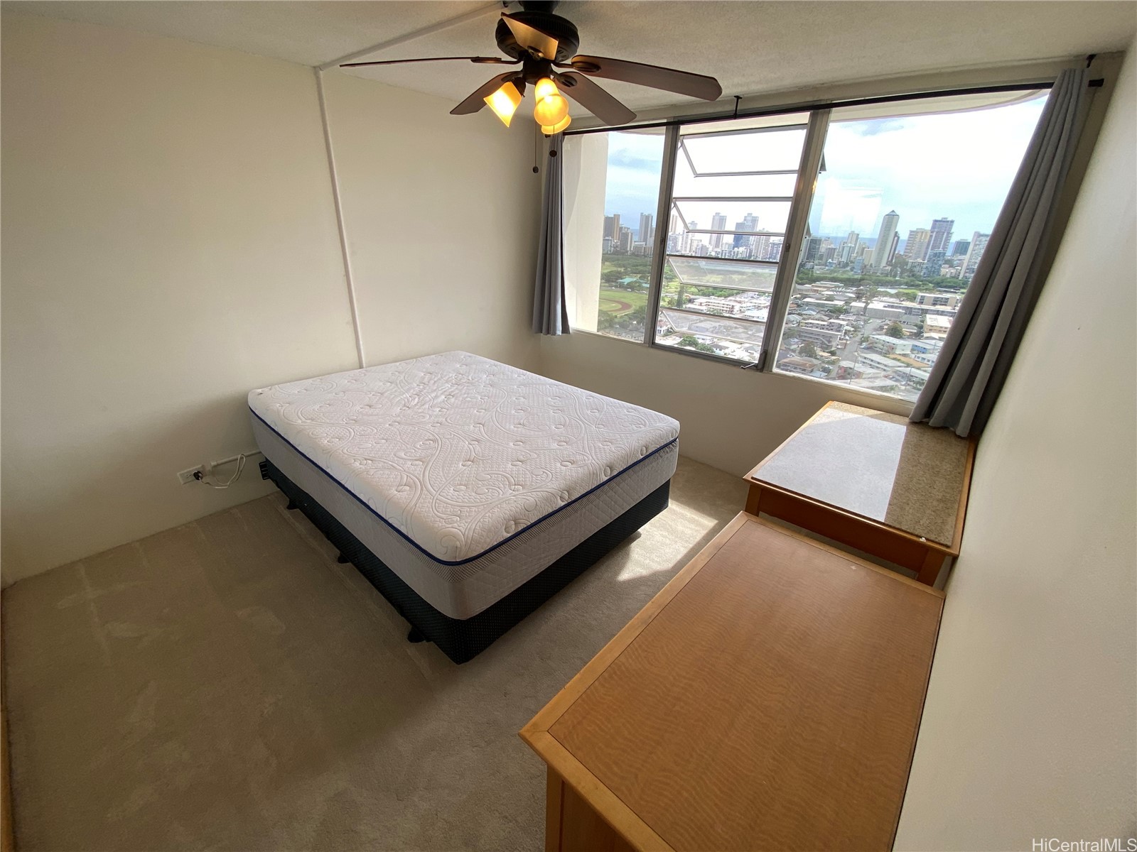 2825 S King Street 2502