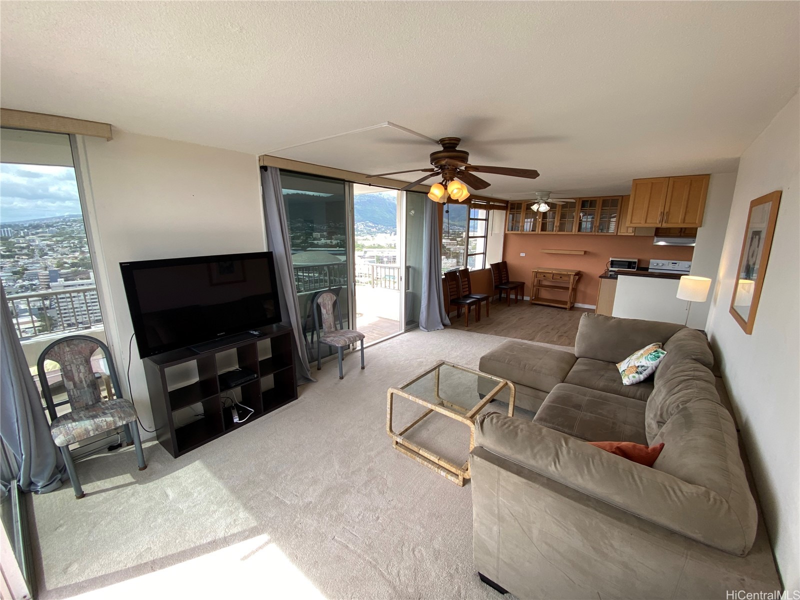 2825 S King Street 2502