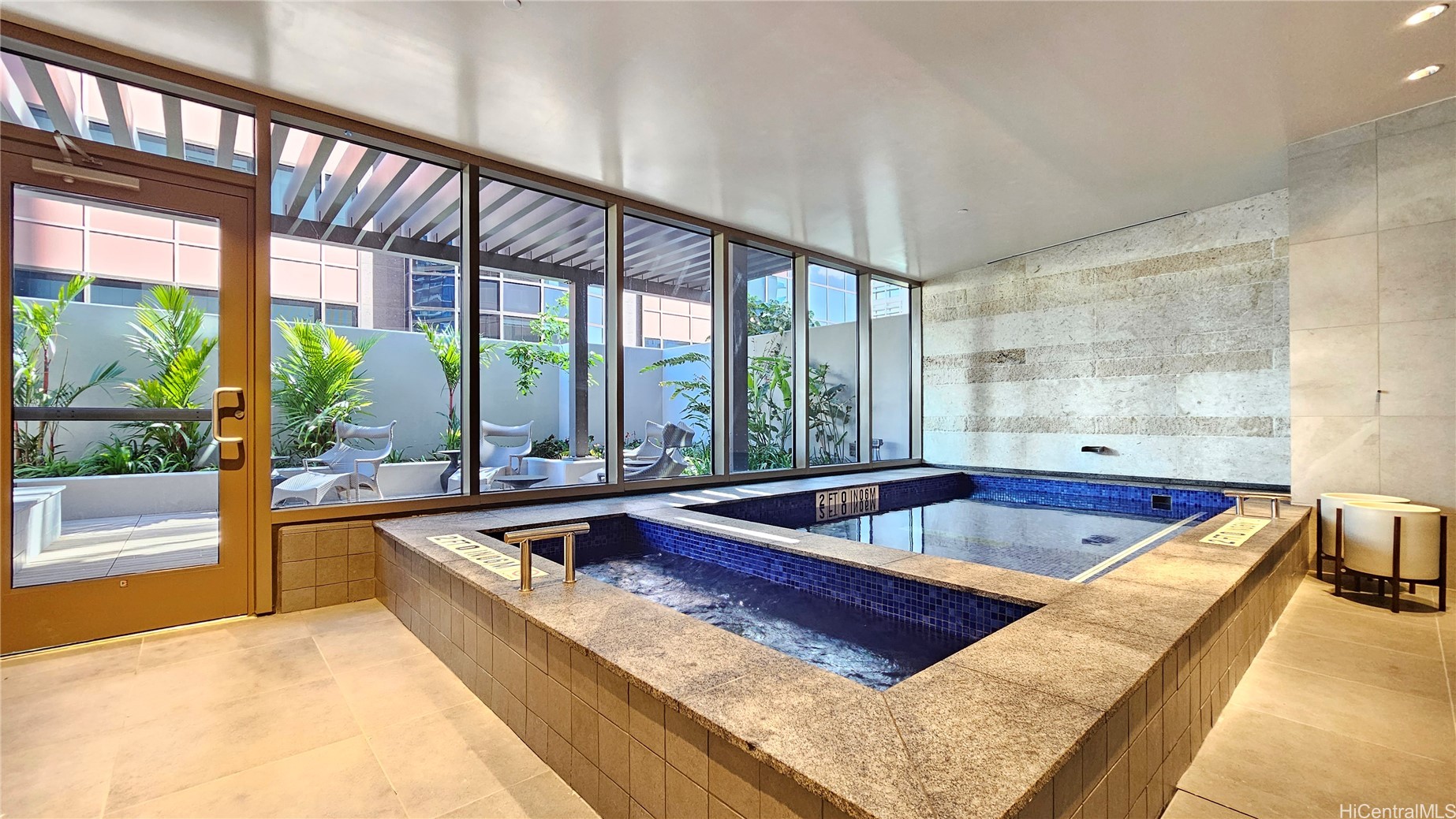 1388 Kapiolani Boulevard 1608