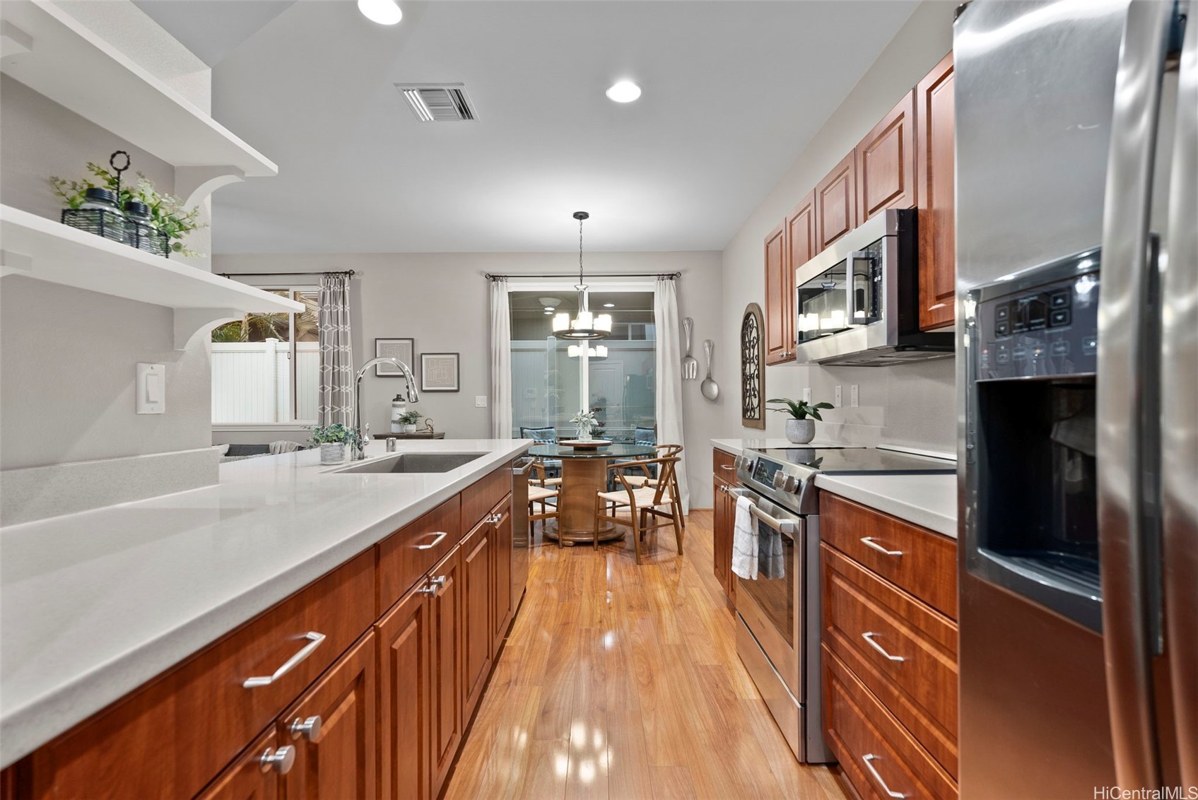 91-6221 Kapolei Parkway 358