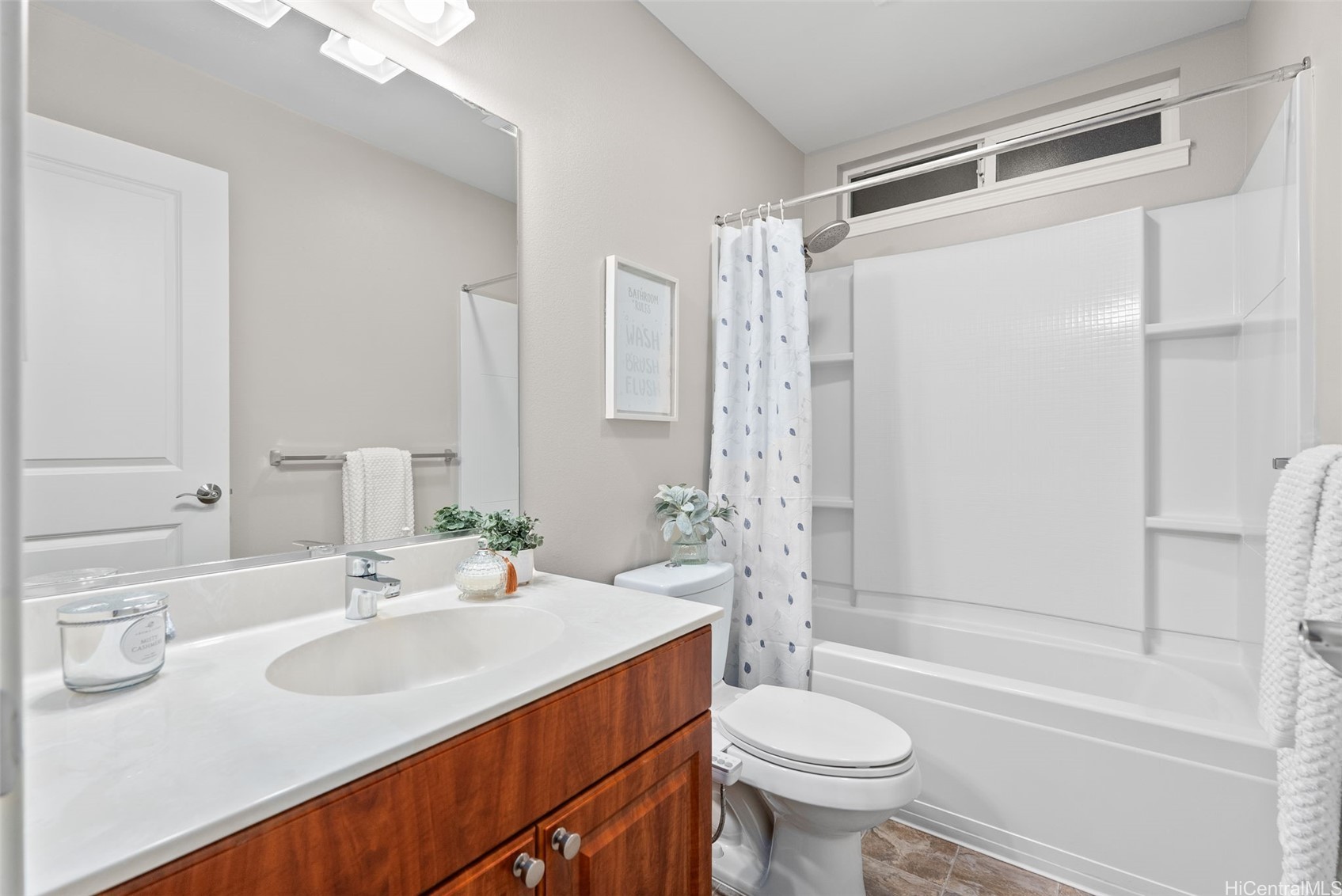 91-6221 Kapolei Parkway 358