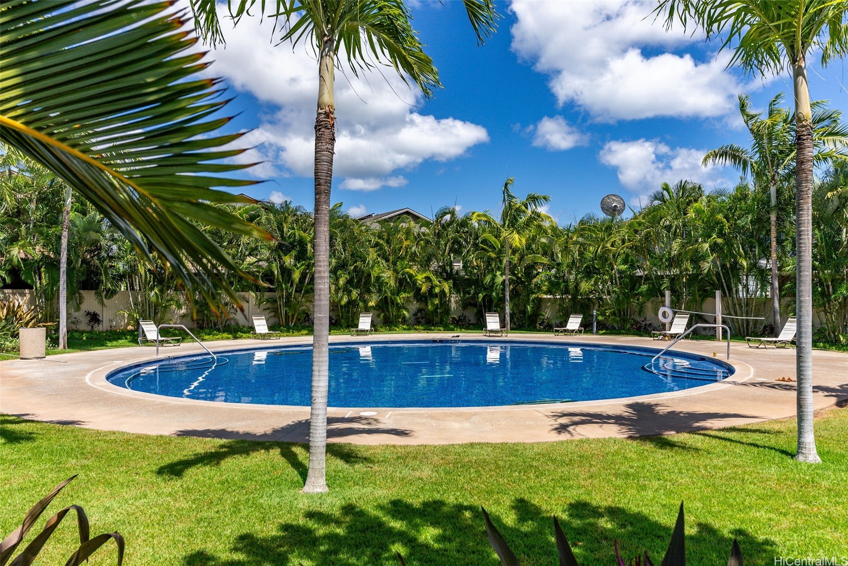 91-6221 Kapolei Parkway 358
