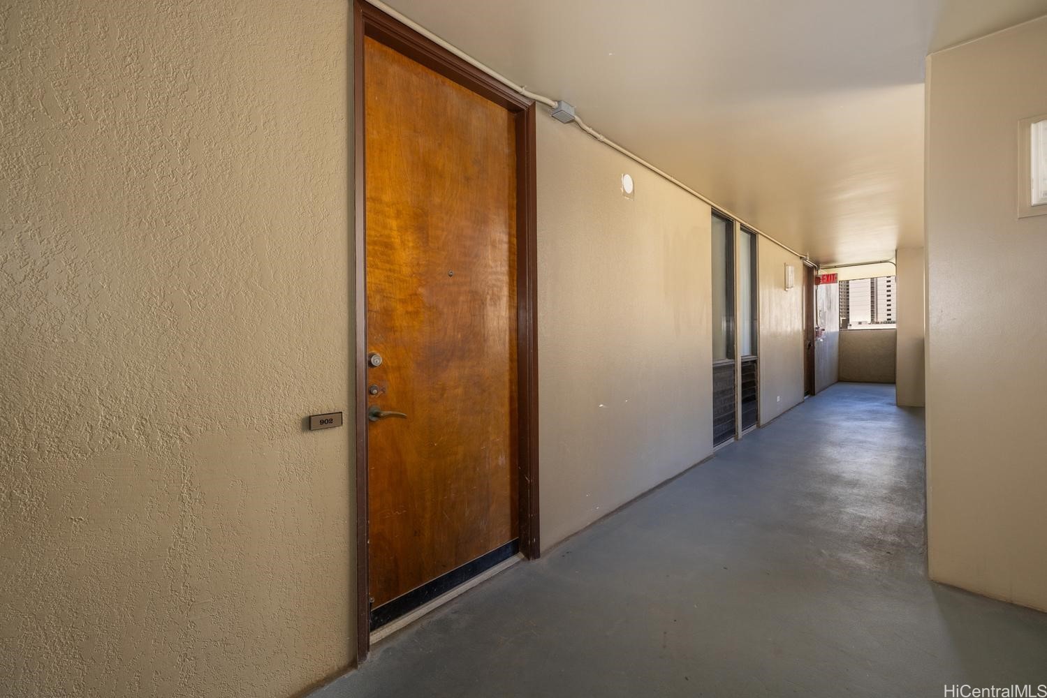 320 Liliuokalani Avenue 902