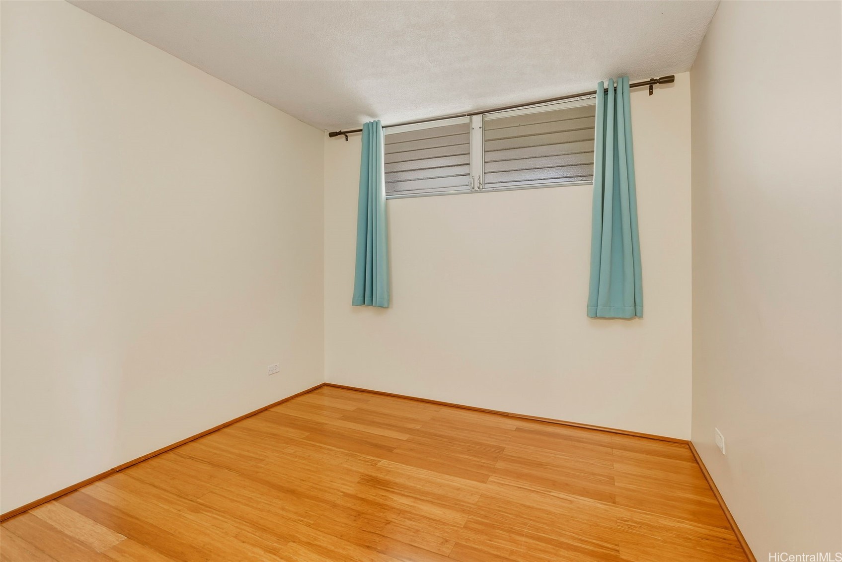 1717 Ala Wai Boulevard 1210