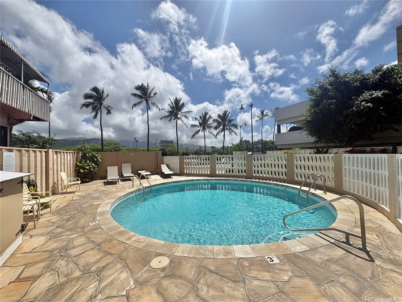 2415 Ala Wai Boulevard 1208