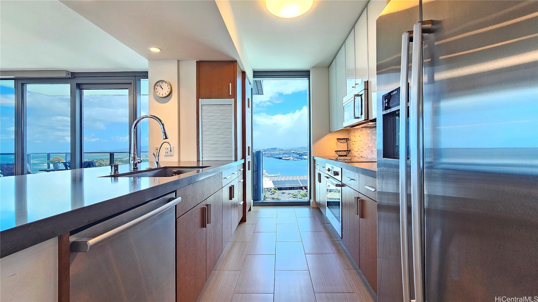 600 Ala Moana Boulevard 2502