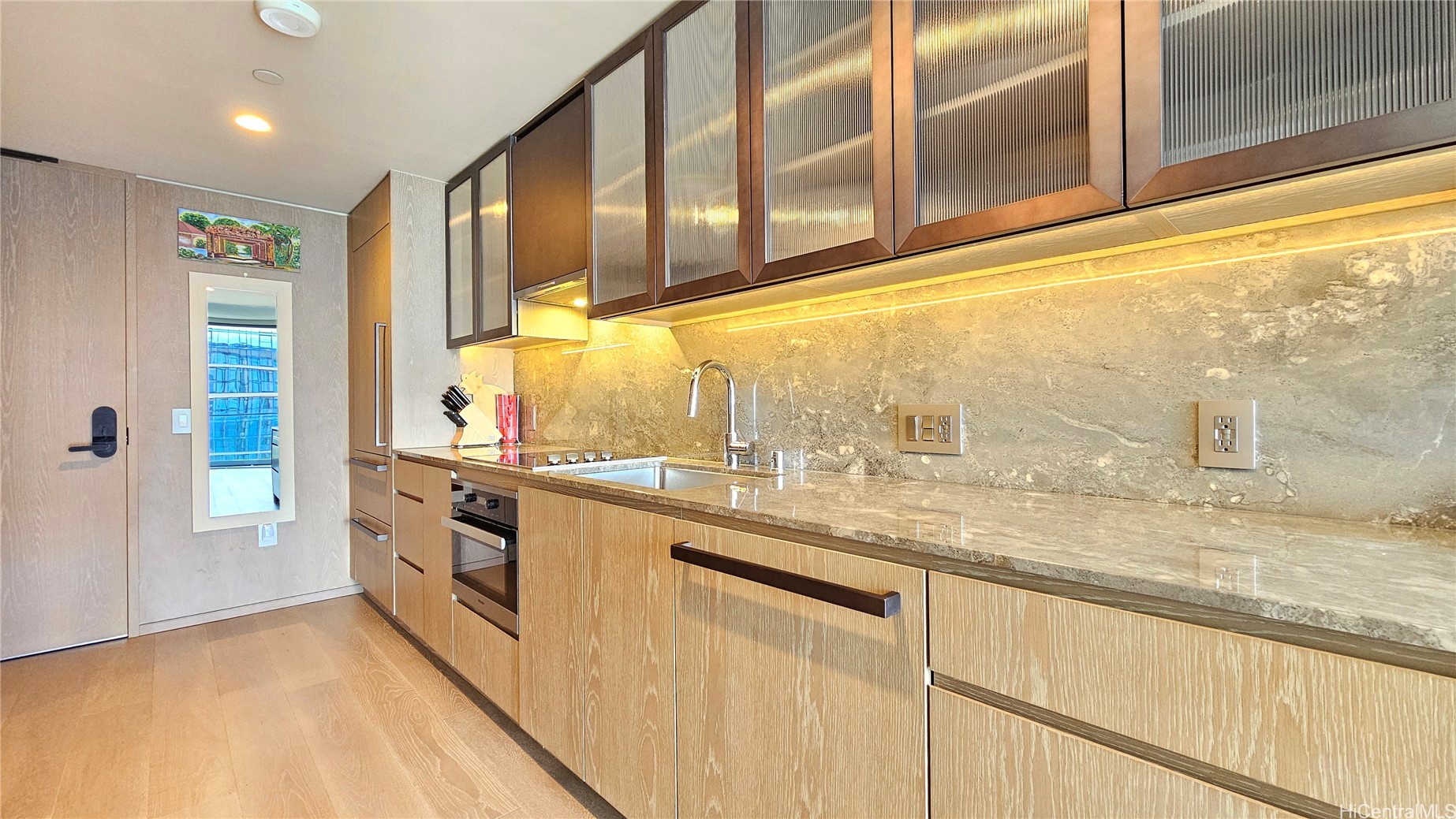 1000 Auahi Street 3709