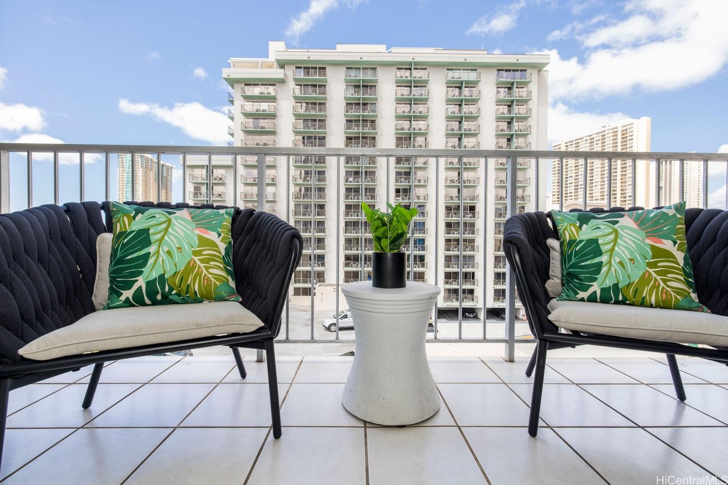 1925 Kalakaua Avenue 903