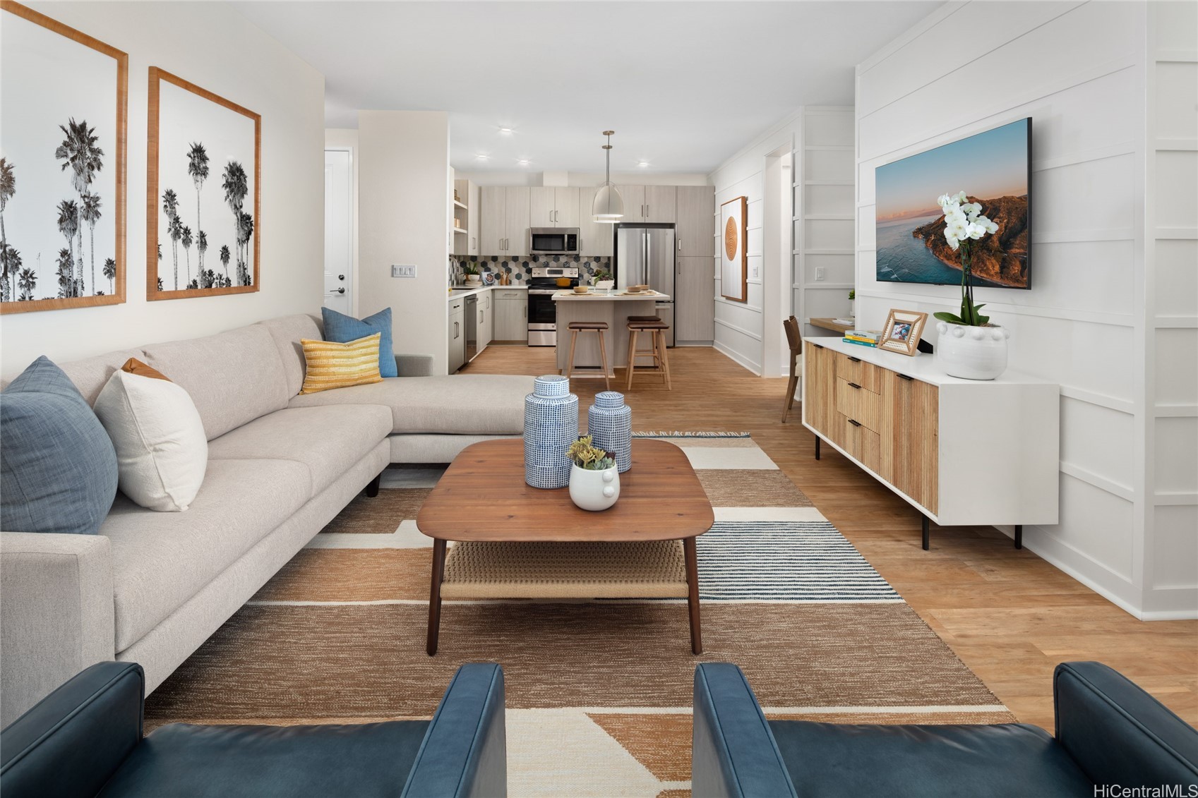 91-1101 Franklin D Roosevelt Avenue 366