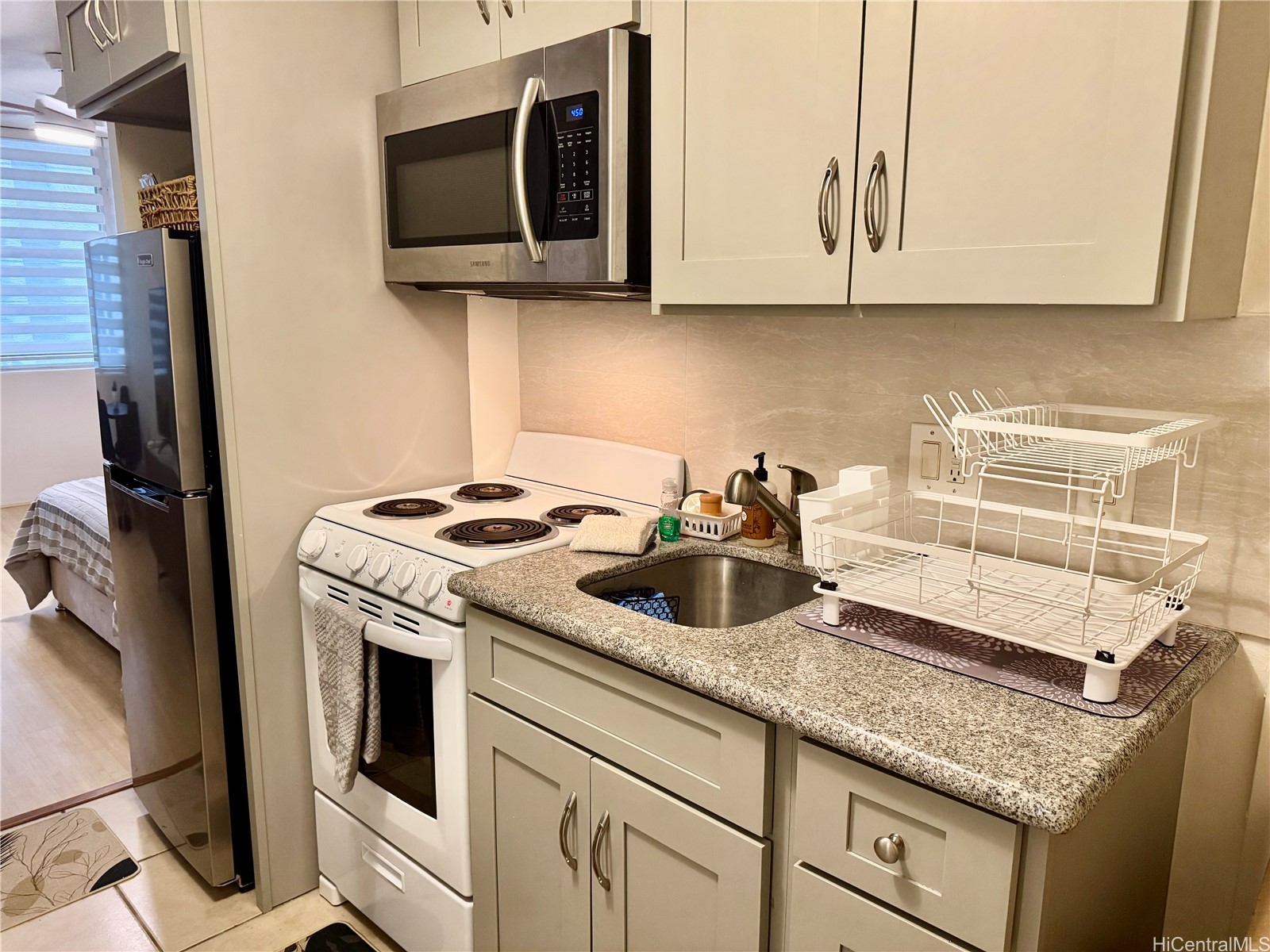 2442 Tusitala Street 105