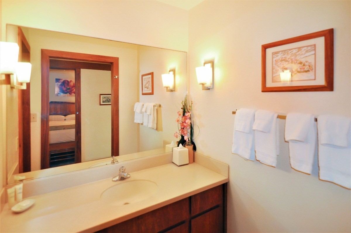 2253 Poipu Rd Unit: 422