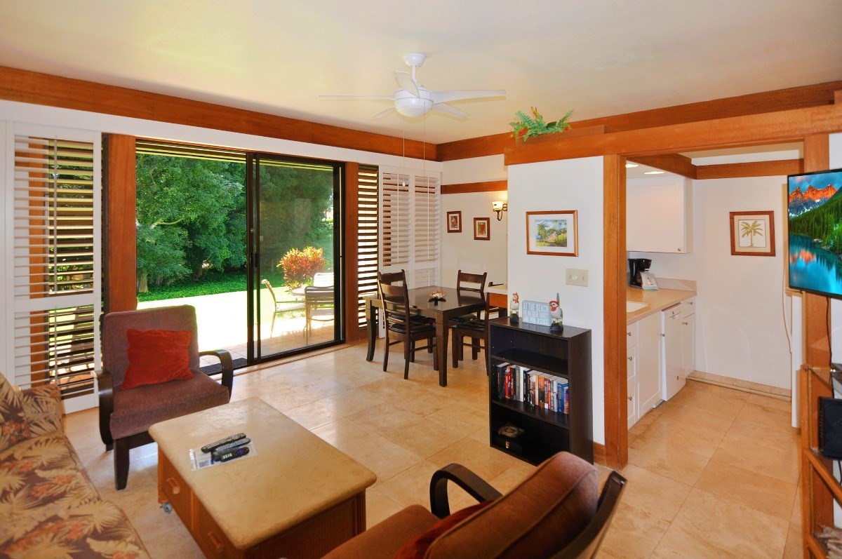 2253 Poipu Rd Unit: 422