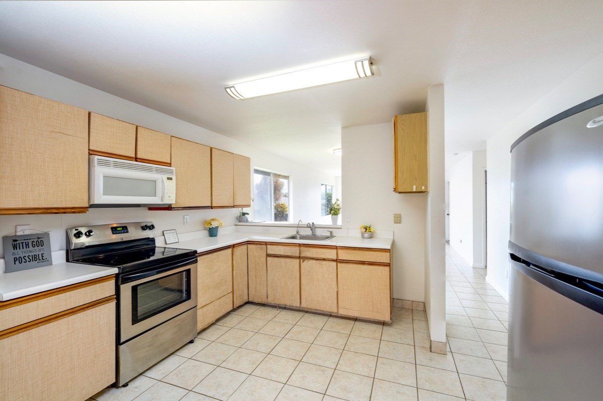 68-1721 Makuakane St