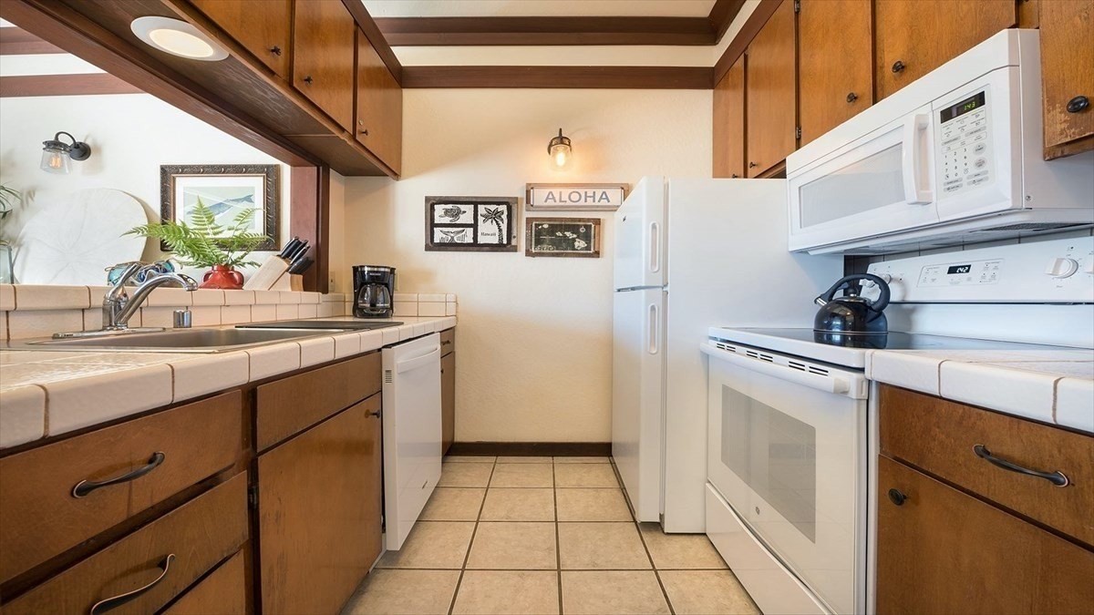 2253 Poipu Rd Unit: 137