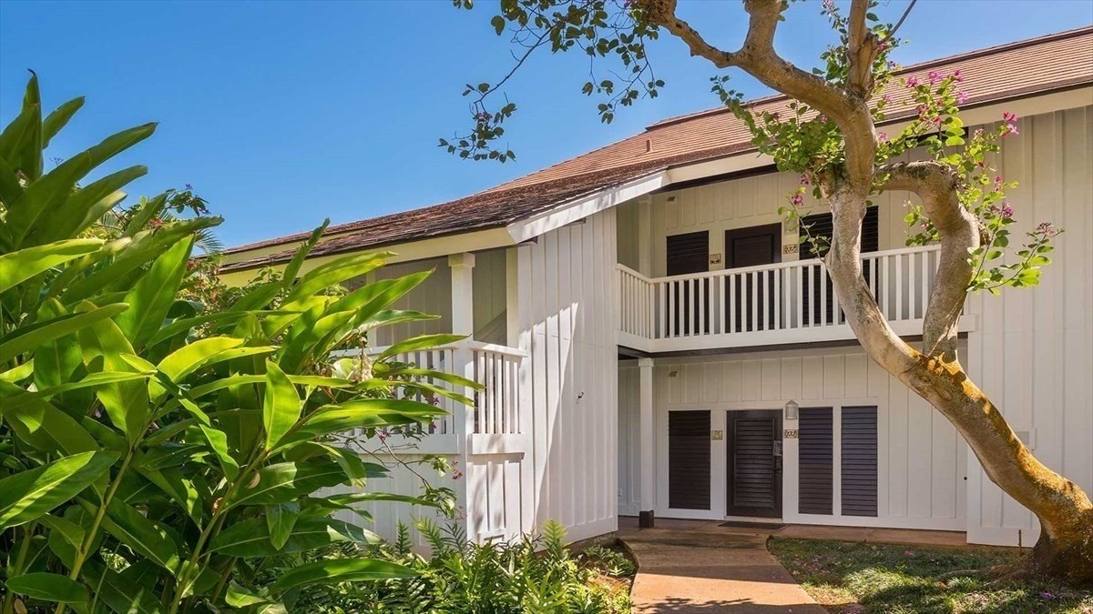 2253 Poipu Rd Unit: 137