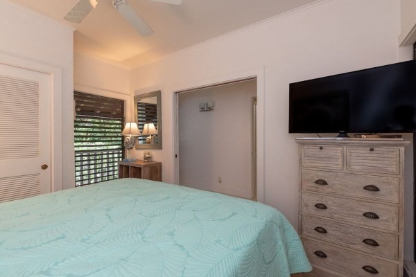 2253 Poipu Rd Unit: 230