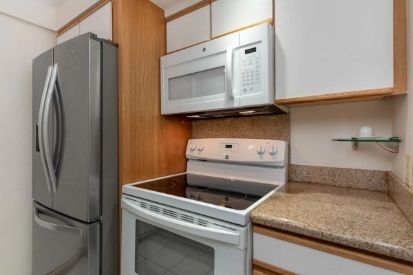 2253 Poipu Rd Unit: 230