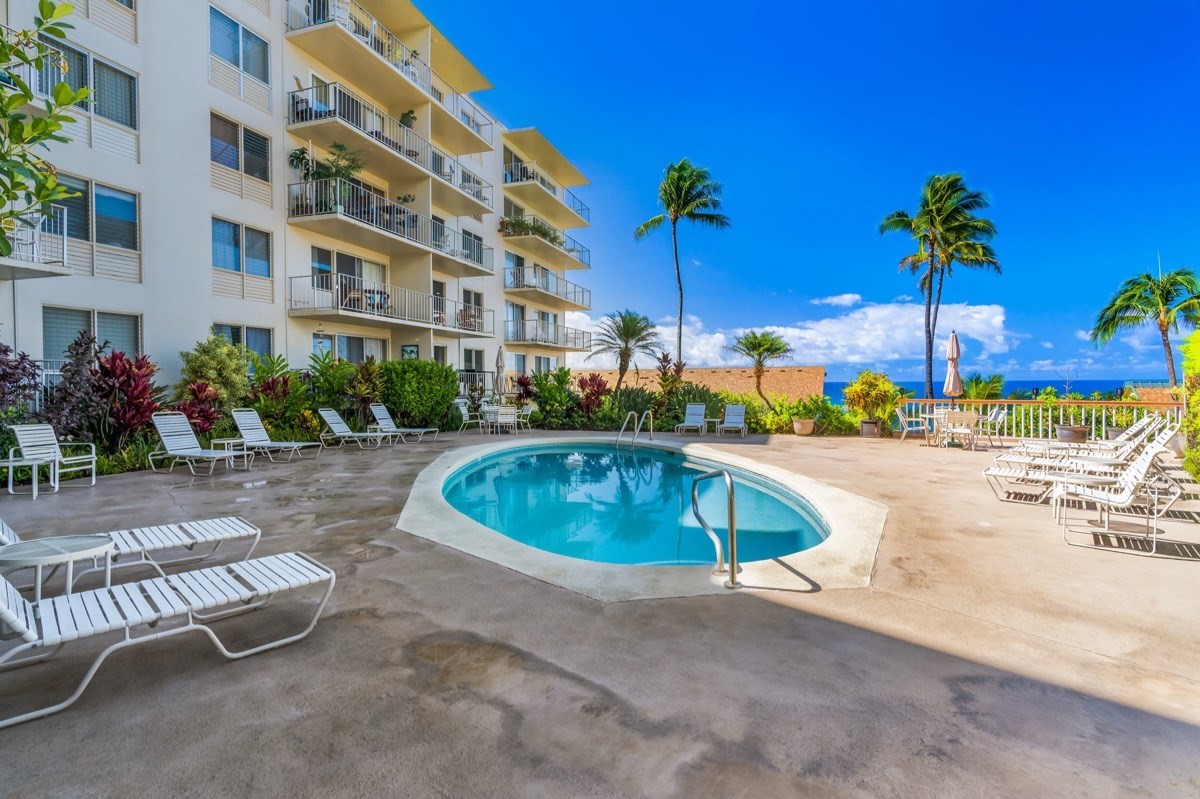 1763 Pee Rd Unit: 202